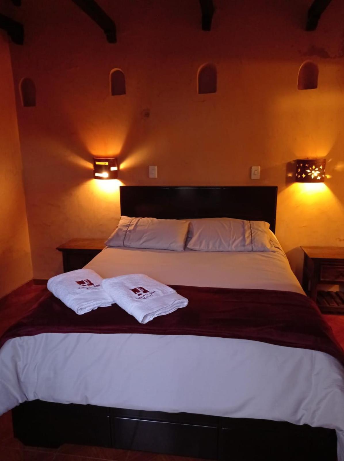 Hotel Calicanto Real Cafe Museo Monguí Eksteriør billede